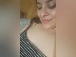 Amateur Adult Webcam of Avril_xo