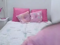 Amateur Nude Webcam of Taylormegan