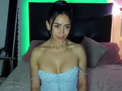 Amateur Nude Webcam of angela_martina1