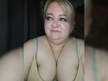 Bongacams Nude Webcam of Cute-Baby