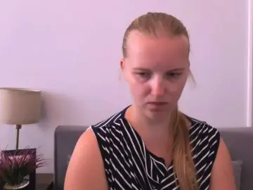 Bongacams Sex Cam of RoseNatural