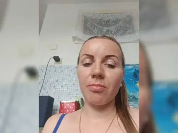 Bongacams Free Live Porn of Alenushka888