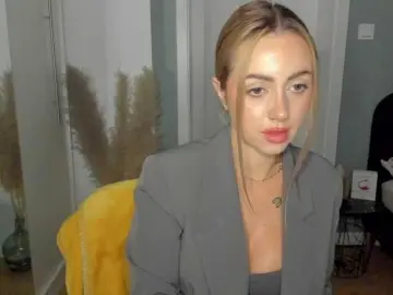 Bongacams Free Live Porn of SEXYcoralie