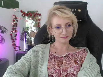 Bongacams Free Live Porn of CinderellaMoon