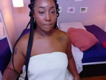 Bongacams Watch Live Sex Cams of kiara-evanss