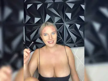 Bongacams Live Sex Cam of LYLAtop
