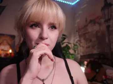 Bongacams Watch Live Sex Cams of ChristieWade