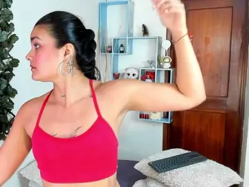 Bongacams Nude Webcam of DestinyHills
