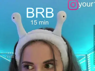 Bongacams Live Porn of -VikkiL0vesCheese-