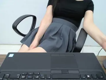 Bongacams Best live sex cam show of Lady-Young