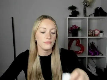 Bongacams Live Porn of EvelynBlond