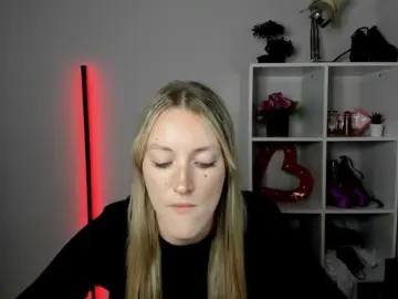 Bongacams Free Porn Cam of EvelynBlond