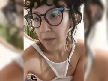Mobile live sex chat