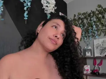 Bongacams Sex Cam of alixonfiore5