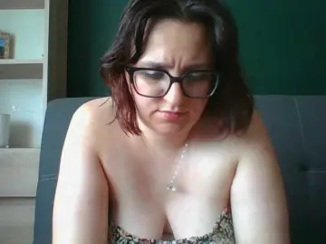 Bongacams Watch Live Sex Cams of sensualParis