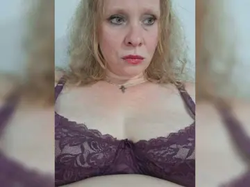 Bongacams Live Sex Cam of Anna303a