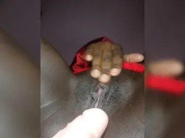 Dildoing sex chat