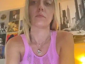 Bongacams Free Porn Cam of xbunniiboo