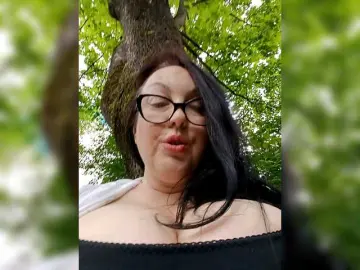 Bongacams Live Sex Cam of ViktoryDimond