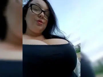 Dildoing sex chat
