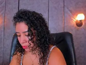Cam4 Live Sex Cam of thara24