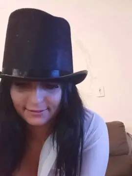 Cam4 Adult Video Chat of Docejulia1