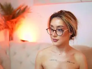 Cam4 Best Webcam of AileenKiss