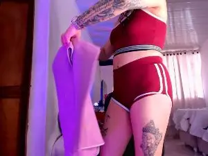 Cam4 Live Sex of mia_velvet1