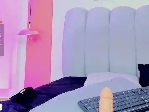 Cam4 Live Porn of YuridRojas