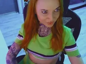 Cam4 Live Sex of InesDesire