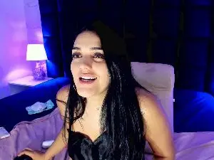Cam4 Nude Webcam of Maddysex_1