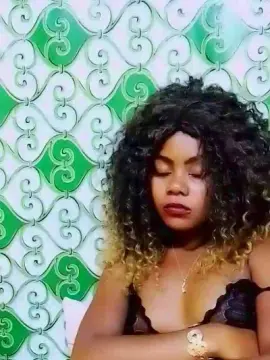 Cam4 Live Sex Cam of ameline1
