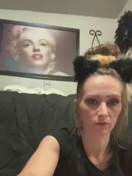 Cam4 Watch Live Sex Cams of Itskhittyy