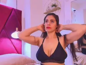 Cam4 Adult Webcams of Camiila_Sweet_