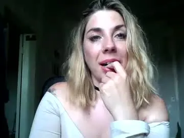 Chaturbate Adult Webcams of sweetypows1