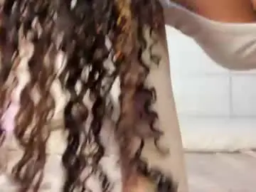 Chaturbate Live Sex Cam of ruby_diamonds_