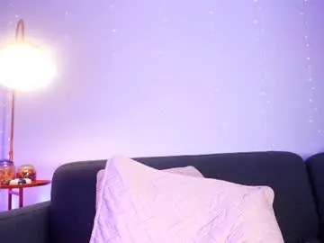 Chaturbate Adult Video Chat of littlee33