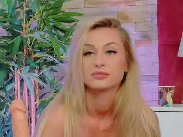Chaturbate Live Porn of helenceccile