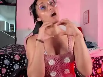 Chaturbate Nude Webcam of adrena_10