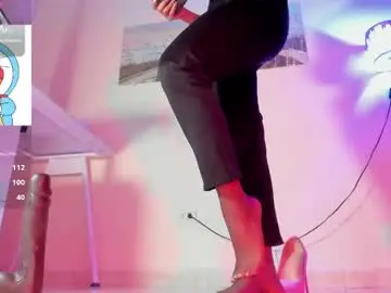 Chaturbate Live Sex Cam of thais_dreams