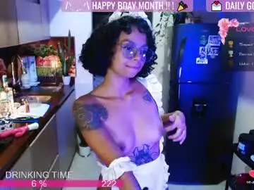 Chaturbate Adult Video Chat of sweet_bluee