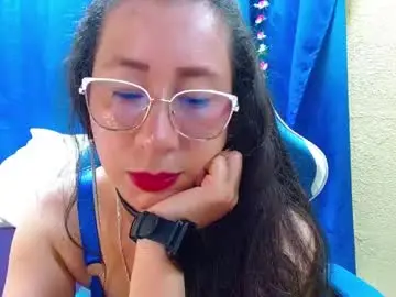 Chaturbate Live Sex of gia_leinn