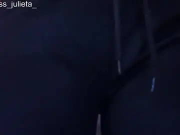 Chaturbate Adult Video Chat of julieta_russell