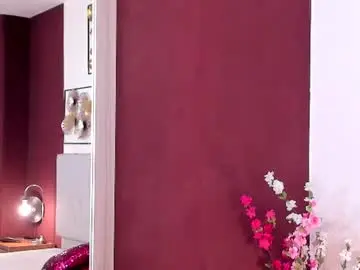 Chaturbate Live Sex Cam of makena_gh