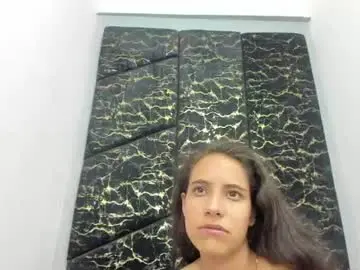 Chaturbate Live Sex Cam of miacours