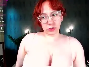 Chaturbate Live Sex Cam of alla_dream
