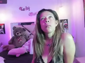 Chaturbate Live Sex Cam of karly_moonn