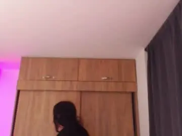 Chaturbate Free Porn Cam of renata_ruiz