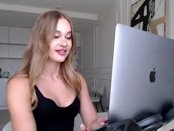 Chaturbate Live Sex of mistressuniverse