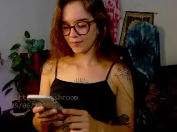 Chaturbate Private Sex Chat of littlehoneyshroom